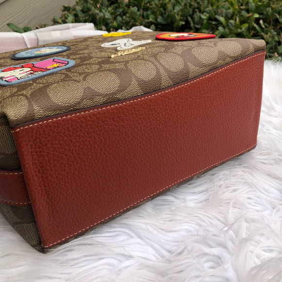New 🎀 Coach Peanuts Val Duffle In Signature Canvas Bag With Patches & Wallet - Picture 10 of 13